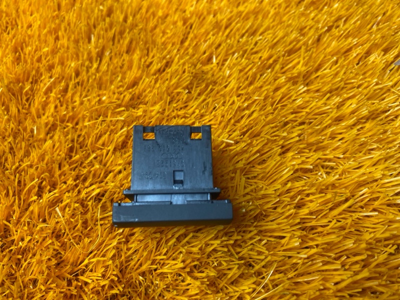 Кнопка включения парктроников, 400 рублей, Красноярск