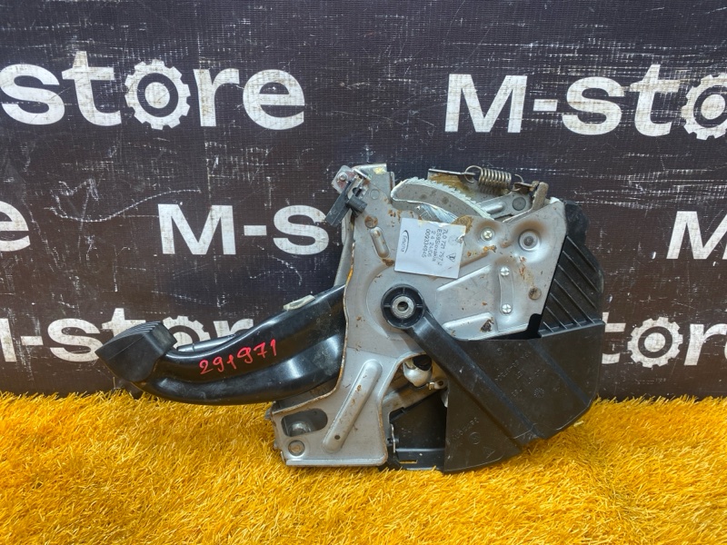 Педаль стояночного тормоза, 1000 рублей, Красноярск