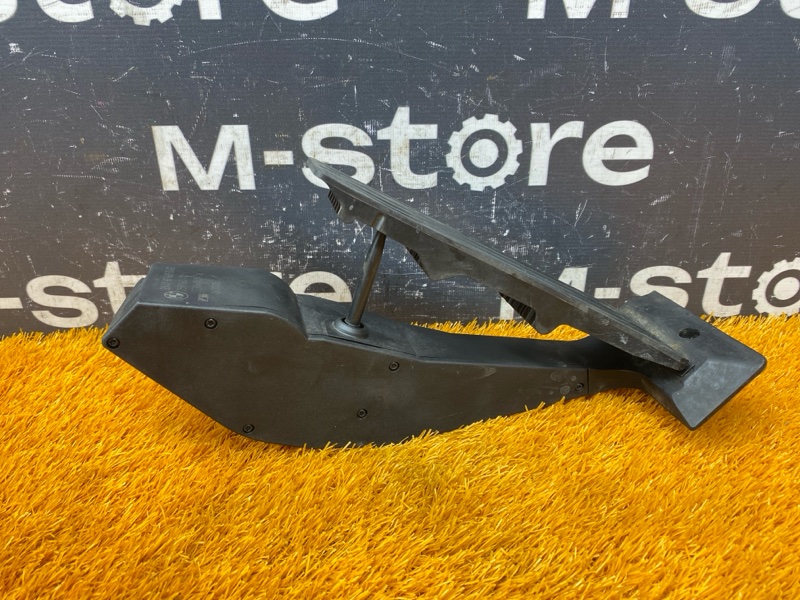 педаль газа, 500 рублей, Красноярск