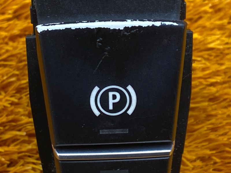 Кнопка стояночного тормоза, 300 рублей, Красноярск