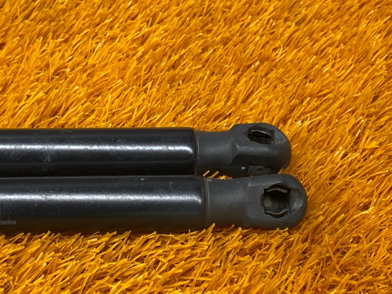 амортизатор багажника, 1000 рублей, Красноярск