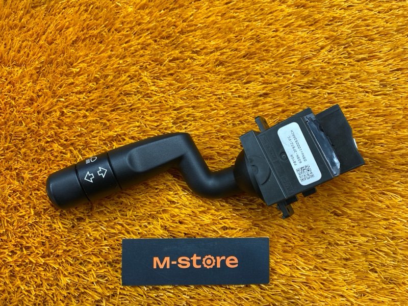 переключатель поворотов, 1000 рублей, Красноярск