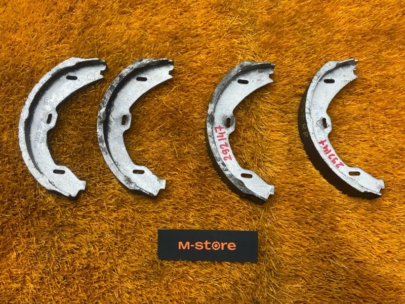 Колодки ручника, 1000 рублей, Красноярск