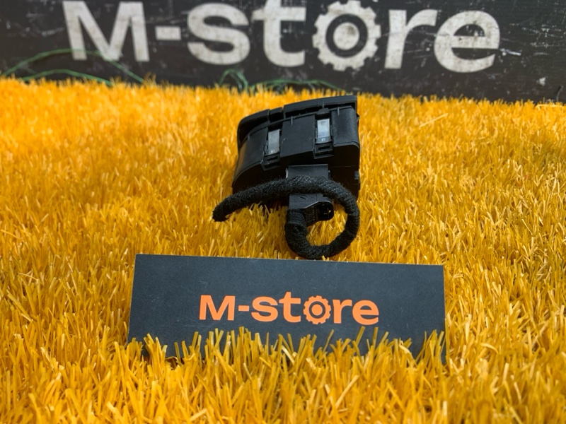 Кнопка открывания бардачка, 300 рублей, Красноярск