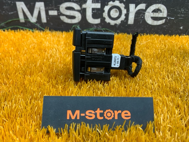 Кнопка открывания бардачка, 300 рублей, Красноярск