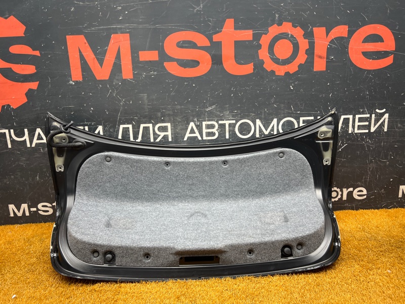 крышка багажника, 2000 рублей, Красноярск