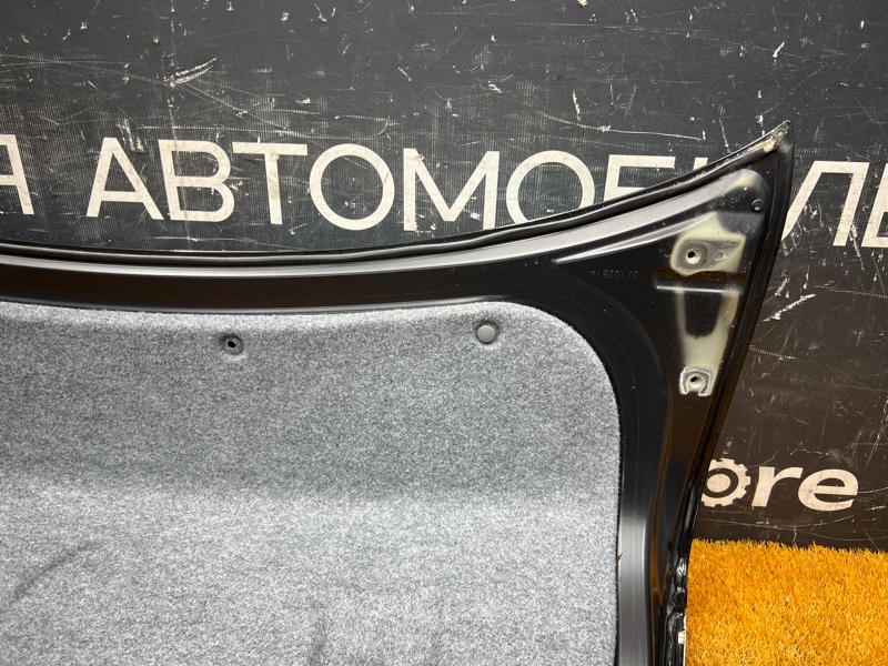 крышка багажника, 2000 рублей, Красноярск