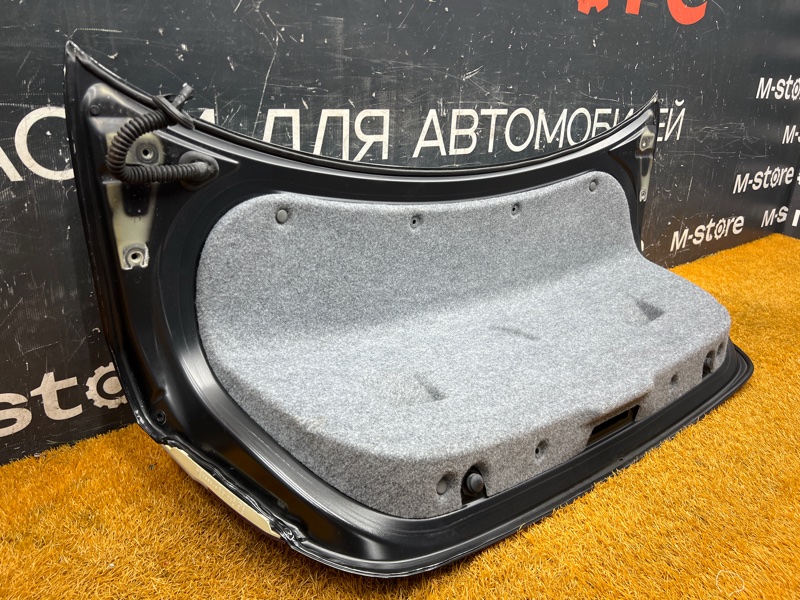 крышка багажника, 2000 рублей, Красноярск