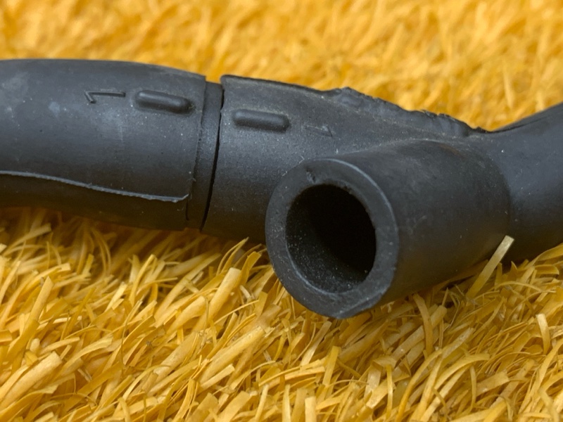 Патрубок картерных газов, 500 рублей, Красноярск