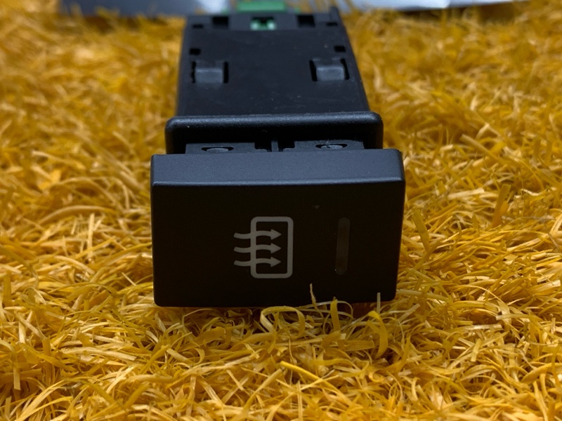 Кнопка обогрева заднего стекла, 400 рублей, Красноярск