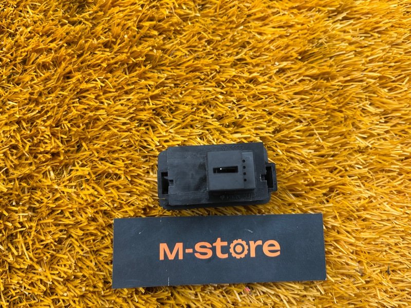 кнопка закрывания багажника, 900 рублей, Красноярск