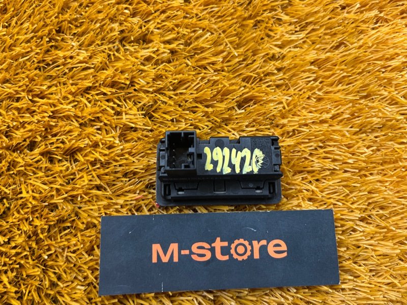 кнопка закрывания багажника, 2000 рублей, Красноярск