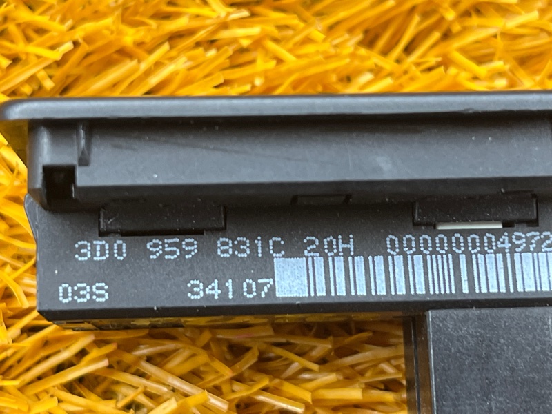 кнопка закрывания багажника, 2000 рублей, Красноярск