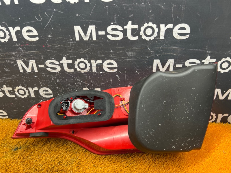 Фонарь задний, 1500 рублей, Красноярск