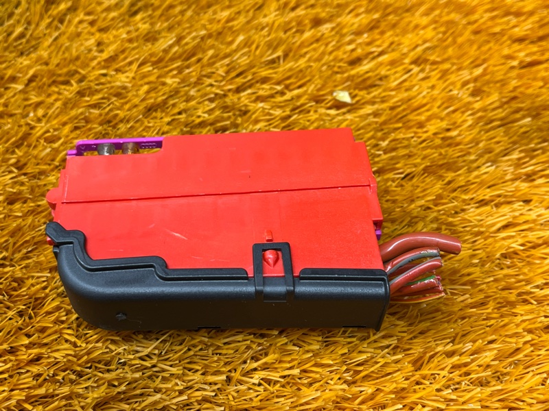 блок предохранителей, 500 рублей, Красноярск