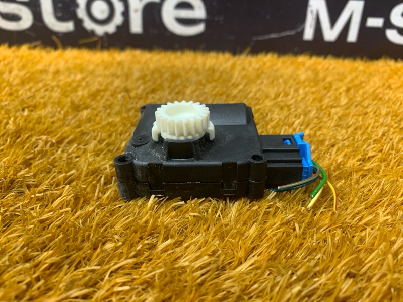 привод заслонки отопителя, 300 рублей, Красноярск