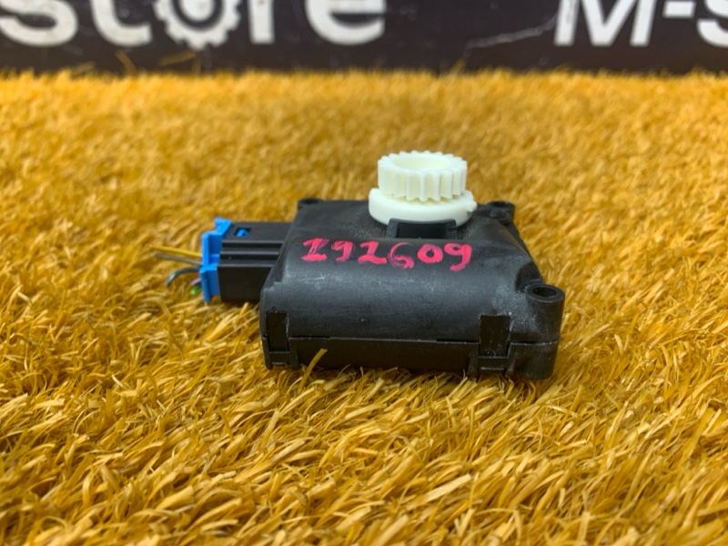 привод заслонки отопителя, 300 рублей, Красноярск