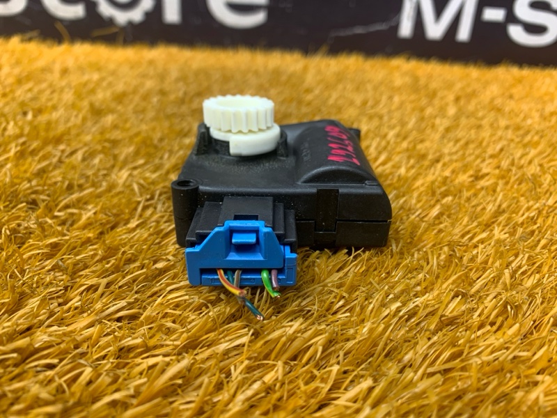 привод заслонки отопителя, 300 рублей, Красноярск