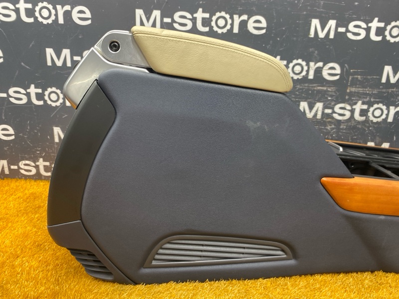 подлокотник, 4500 рублей, Красноярск