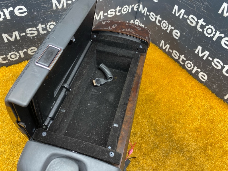 подлокотник, 9500 рублей, Красноярск