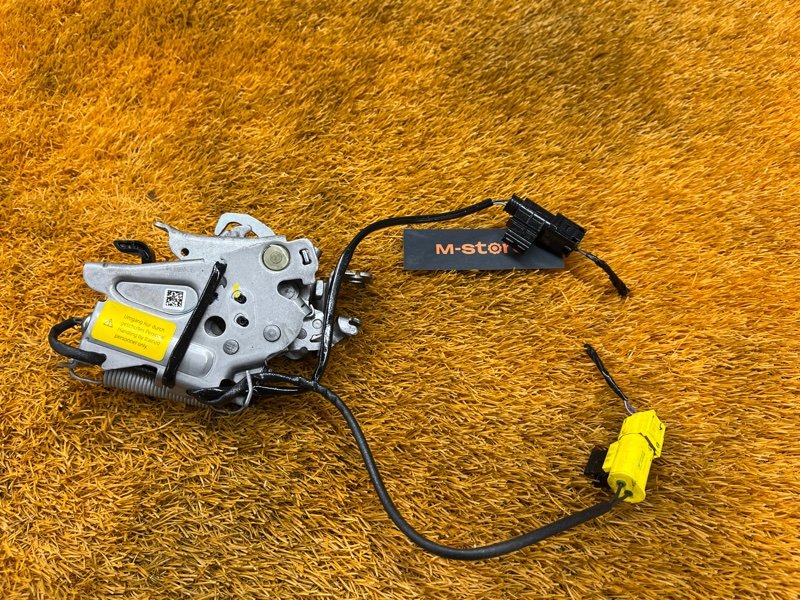 замок капота, 15000 рублей, Красноярск