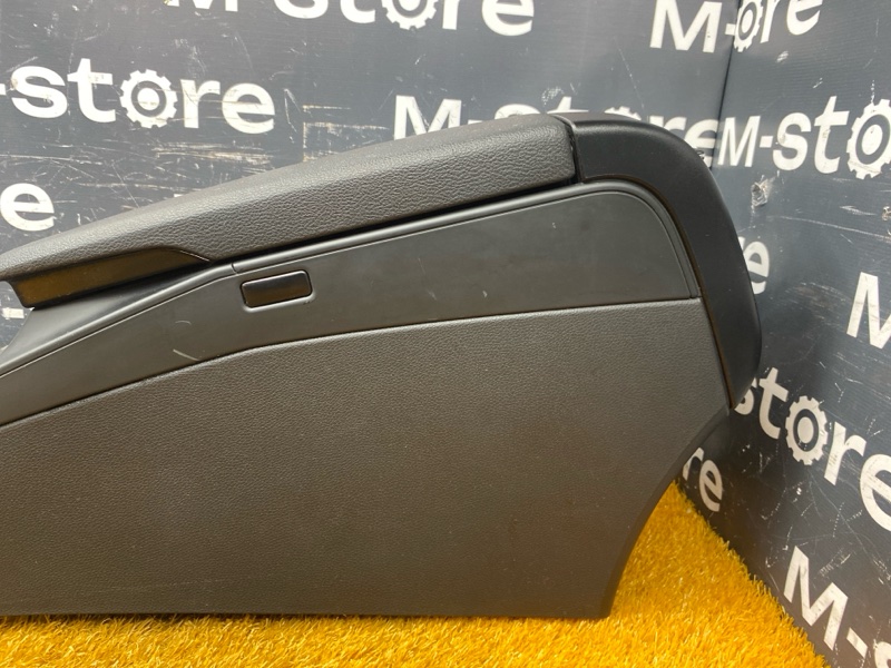 подлокотник, 13000 рублей, Красноярск