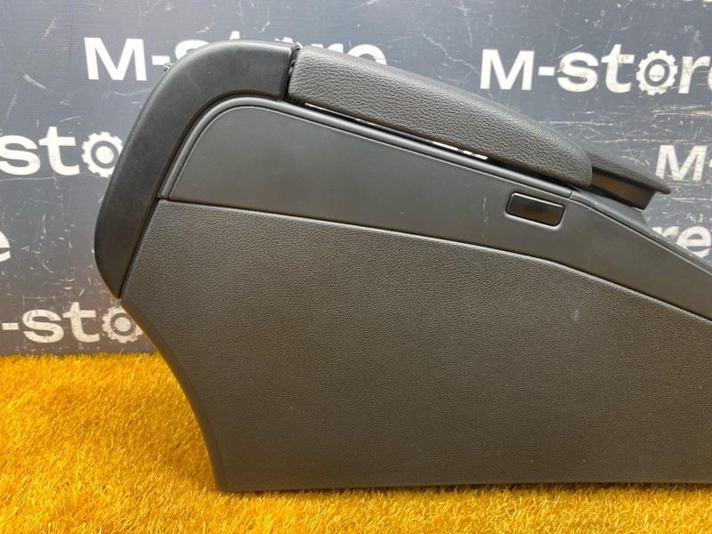 подлокотник, 13000 рублей, Красноярск