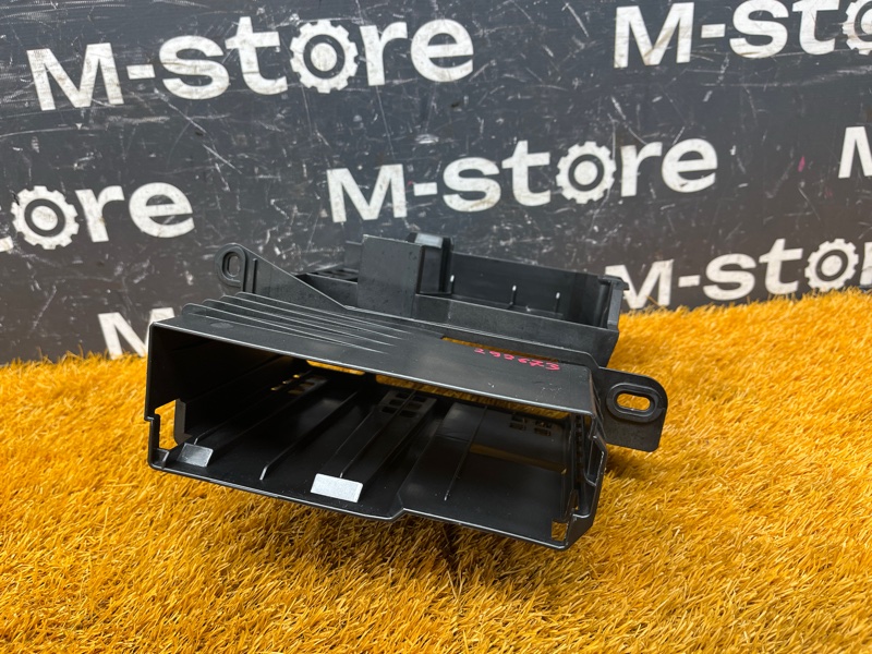 Кронштейн блока управления магнитолой, 1200 рублей, Красноярск