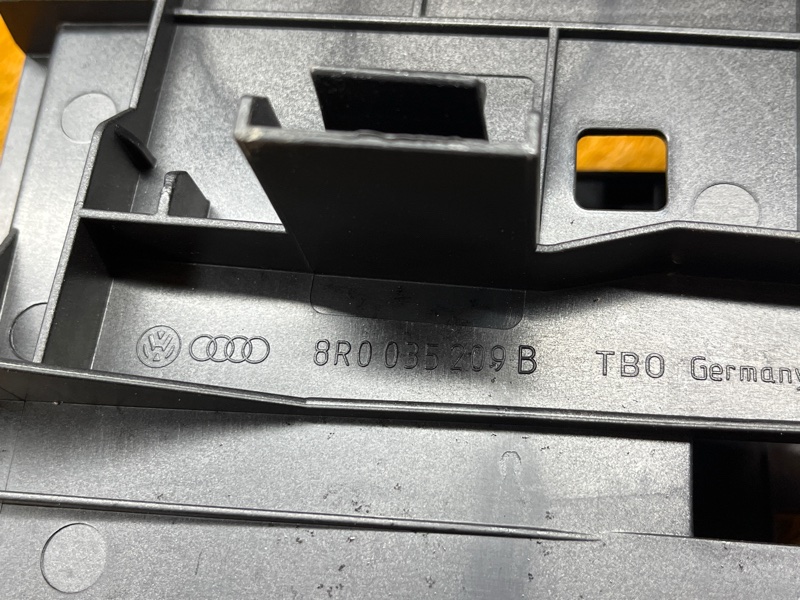 Кронштейн блока управления магнитолой, 1200 рублей, Красноярск