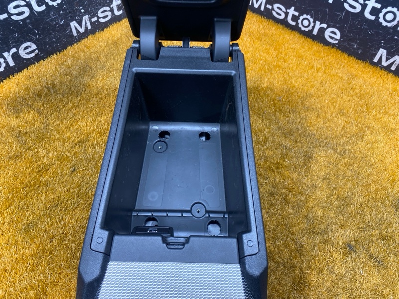 подлокотник, 5000 рублей, Красноярск