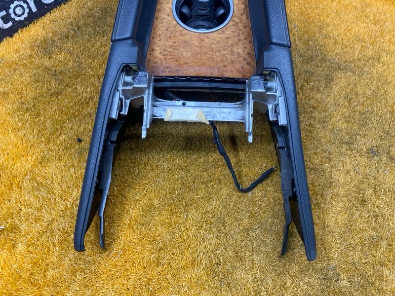 подлокотник, 9000 рублей, Красноярск