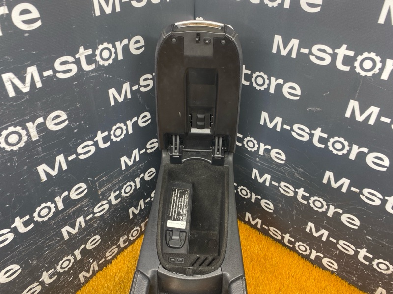 подлокотник, 9000 рублей, Красноярск