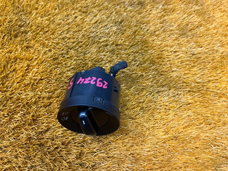 Переключатель света фар, 500 рублей, Красноярск