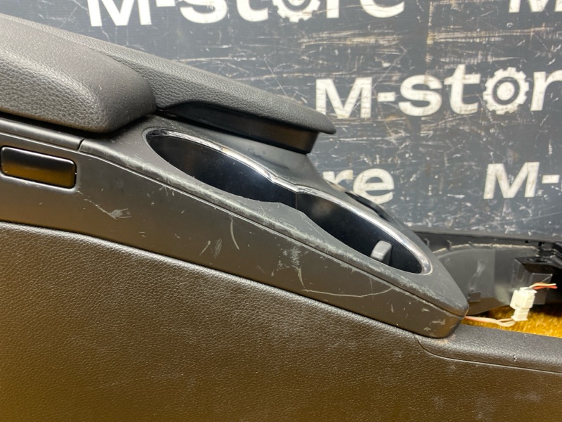 подлокотник, 13000 рублей, Красноярск