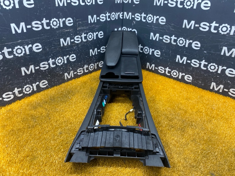 подлокотник, 1000 рублей, Красноярск