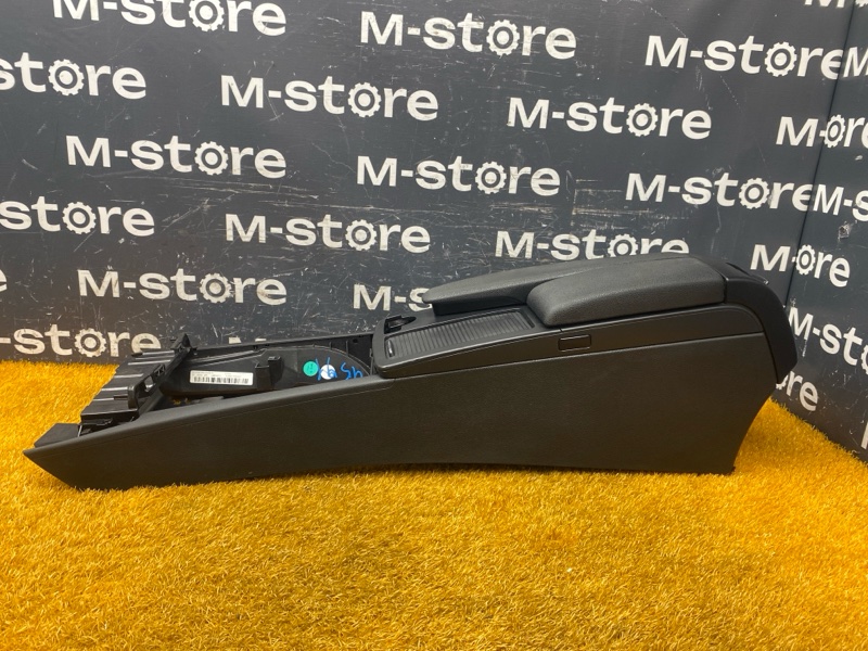 подлокотник, 1000 рублей, Красноярск