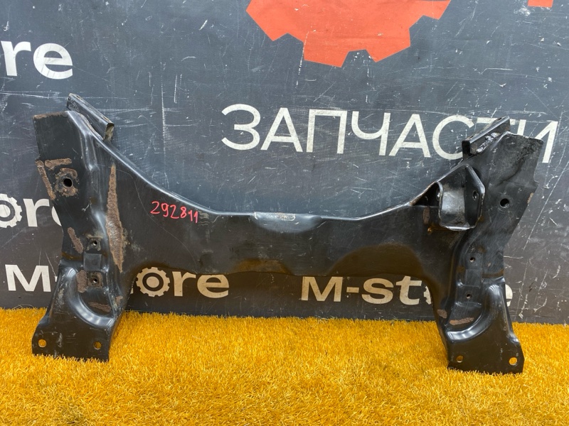 Балка поперечная (подрамник), 3500 рублей, Красноярск