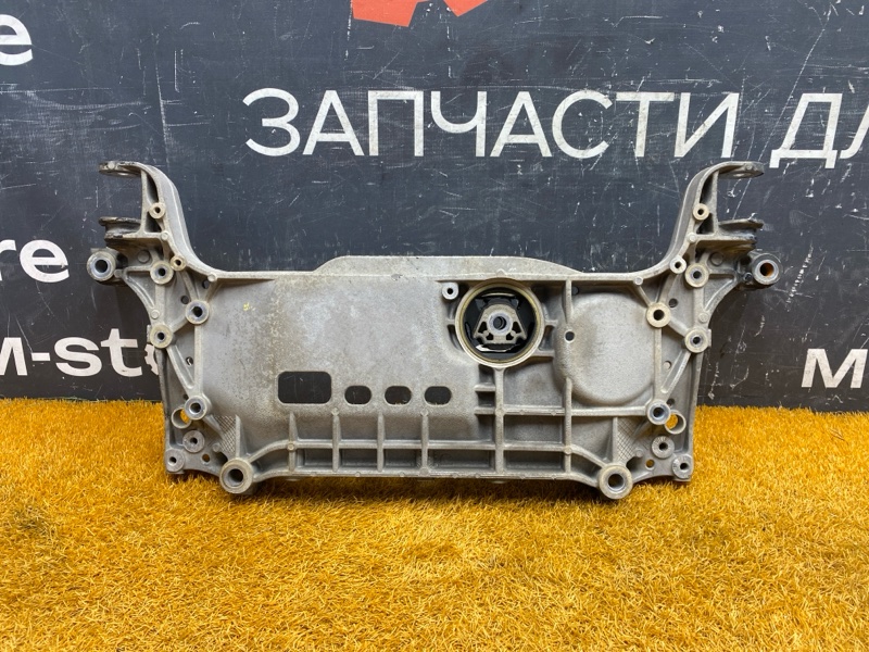 Балка поперечная (подрамник), 4000 рублей, Красноярск