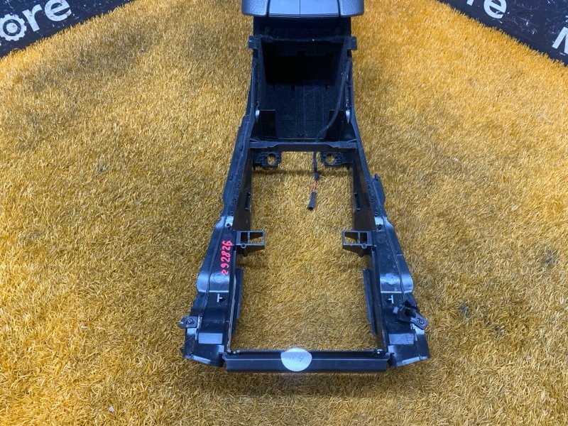 подлокотник, 3000 рублей, Красноярск