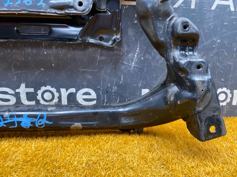 Балка поперечная (подрамник), 2000 рублей, Красноярск