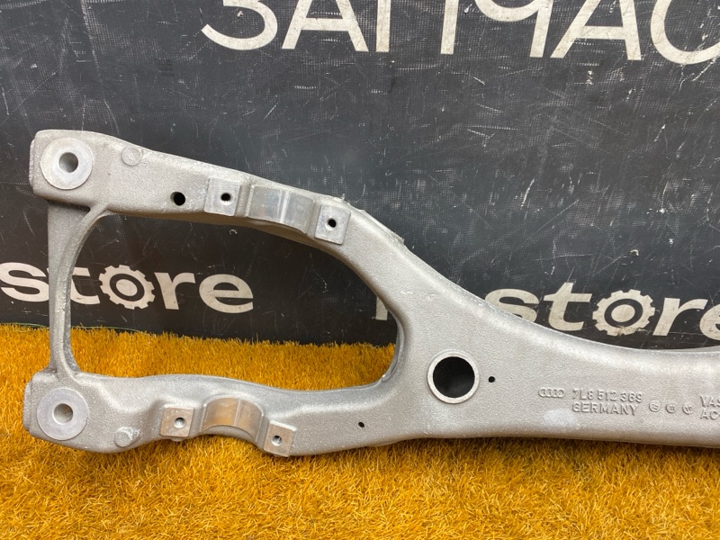 Балка поперечная (подрамник), 700 рублей, Красноярск