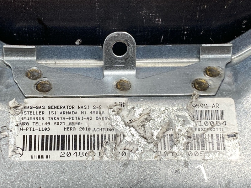 Подушка безопасности водителя, 1000 рублей, Красноярск