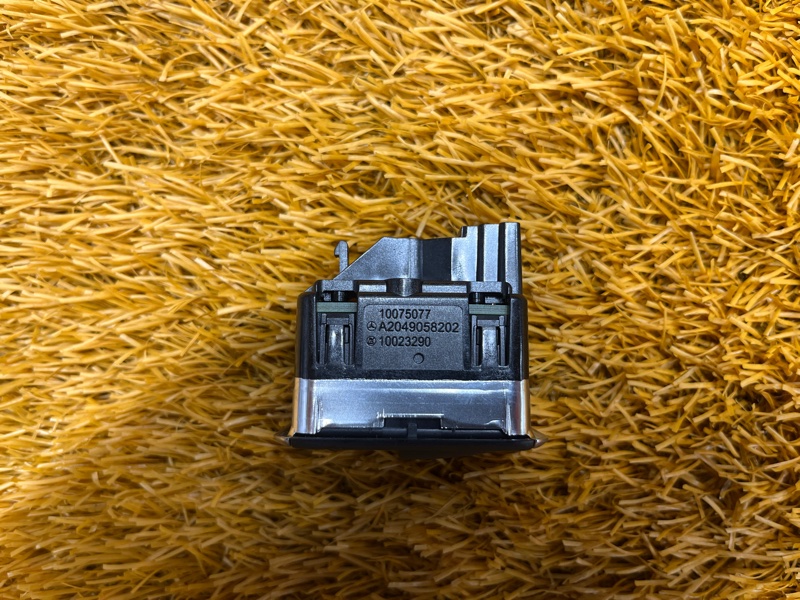 кнопка стеклоподъемника, 300 рублей, Красноярск