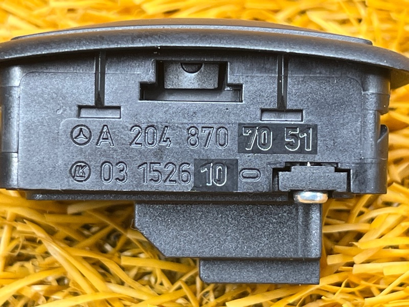 Кнопка открывания багажника, 500 рублей, Красноярск