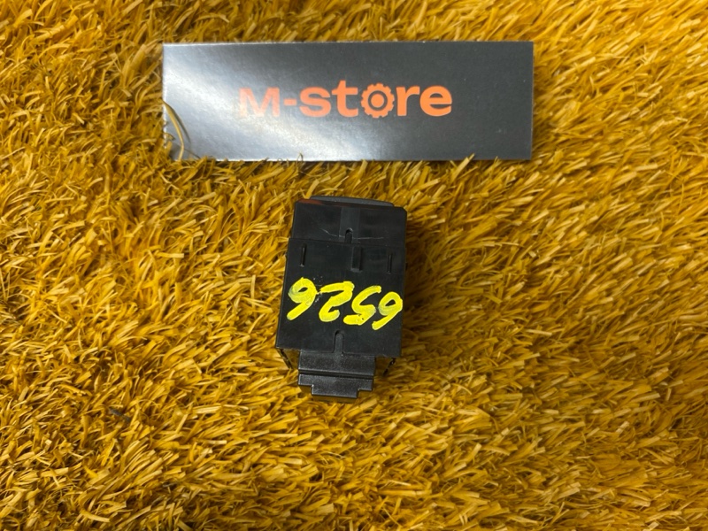 Кнопка подогрева сидений, 500 рублей, Красноярск