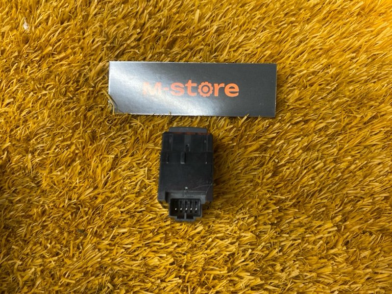 Кнопка подогрева сидений, 500 рублей, Красноярск