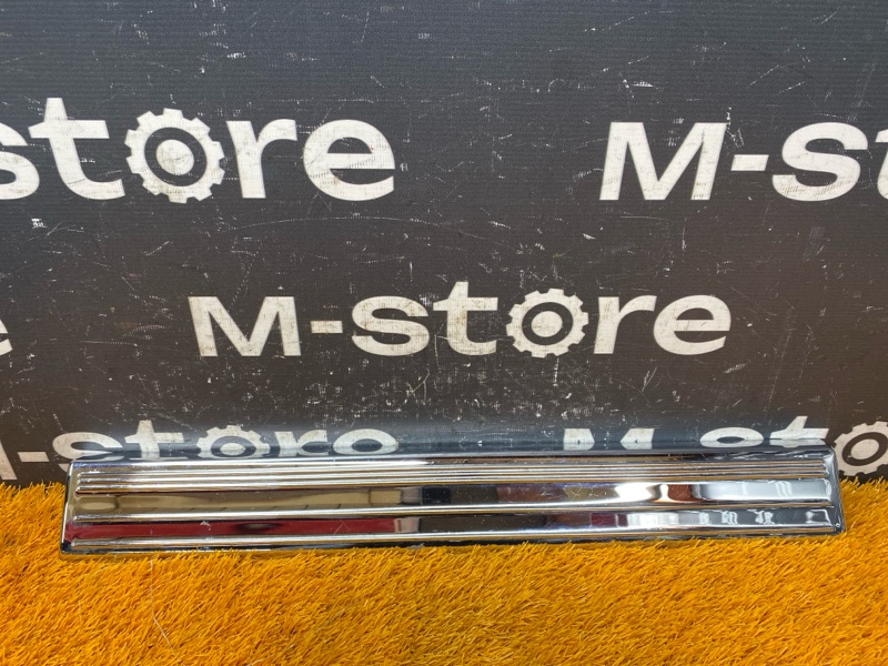 Накладка на порог салона, 350 рублей, Красноярск