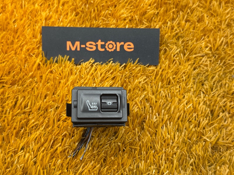 Кнопка подогрева сидений, 300 рублей, Красноярск