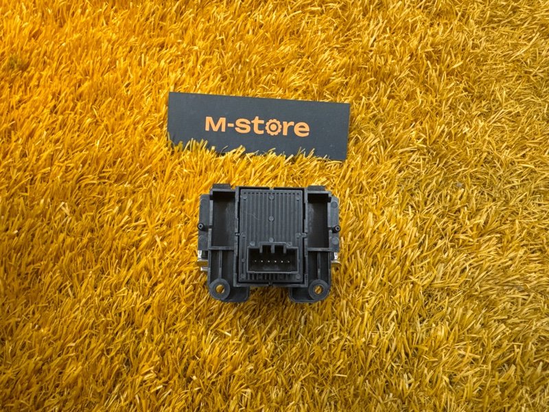 Кнопка стояночного тормоза, 1000 рублей, Красноярск