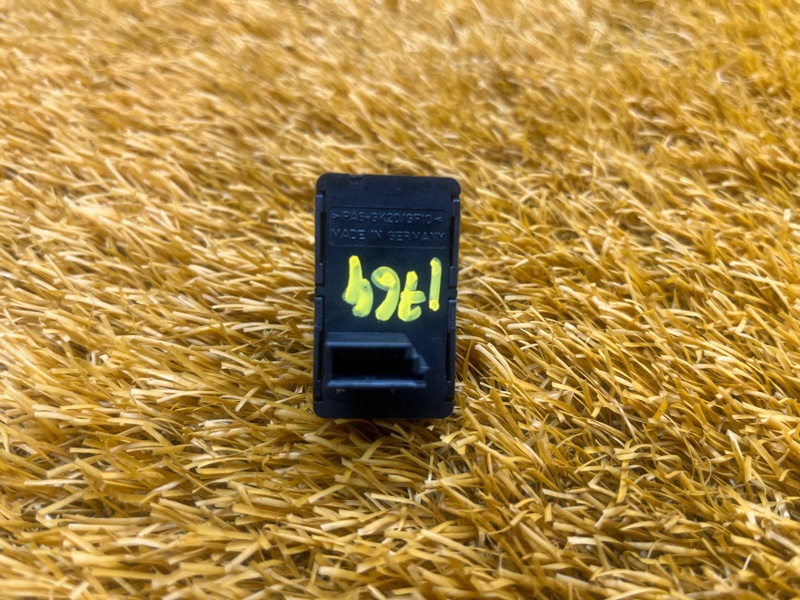 кнопка стеклоподъемника, 300 рублей, Красноярск